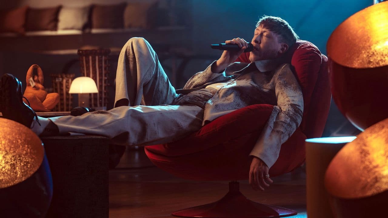 Déambulations : Eddy de Pretto au Bazar de l'Hôtel de ville