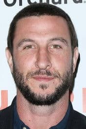 Pablo Schreiber photo 5