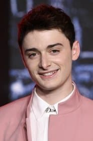 Noah Schnapp photo 5