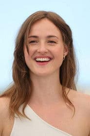 Renate Reinsve photo 4