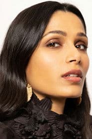 Freida Pinto photo 5