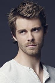 Luke Mitchell photo 3