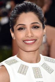 Freida Pinto photo 10