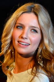 Annabelle Wallis photo 4