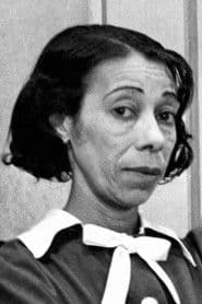 Estelle Hemsley photo 2