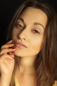 Becca Hirani photo 3