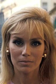 Estella Blain photo 6