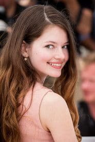Mackenzie Foy photo 7
