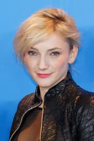 Alexandra Borbély photo 2