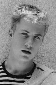 Dylan Minnette photo 9