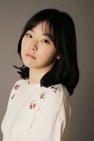 Lee Min-ji photo 2