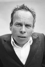Warwick Davis photo 5