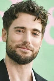 Dustin Milligan photo 8