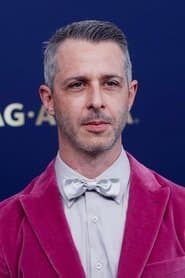 Jeremy Strong photo 2