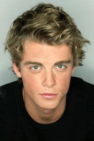 Luke Mitchell photo 4