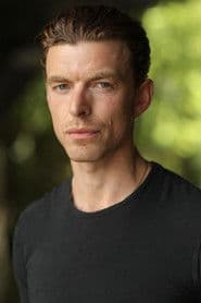 Chris Gordon photo 3