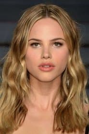 Halston Sage photo 8