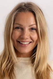 Caroline Fleming photo 6