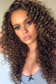 Madison Pettis photo 5