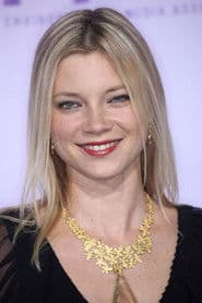 Amy Smart photo 2