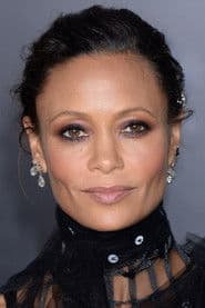 Thandiwe Newton photo 8