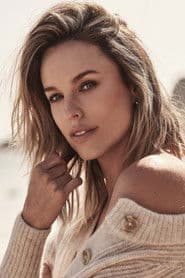 Jessica McNamee photo 2