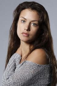 Hannah Ware photo 4