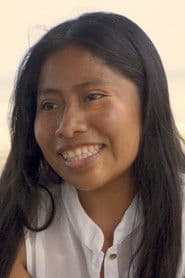 Yalitza Aparicio photo 4