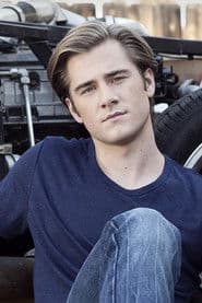 Luke Benward photo 10