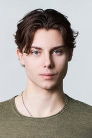 Carson MacCormac photo 8