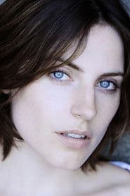Antje Traue photo 10