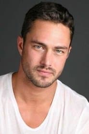 Taylor Kinney photo 4