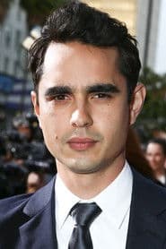 Max Minghella photo 5
